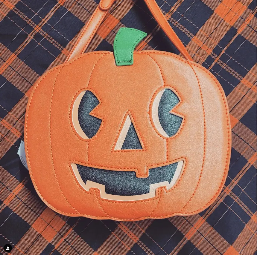 Jack-O-Lantern Pumpkin Handbag by Bewaltz - Purse